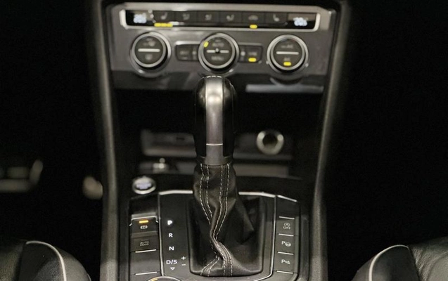 imagem-https://www.socarrao.com.br/sc-vehicle-images-prod/3667624/1789663692828-8453767_15_B_ee892d1fbb.jpeg