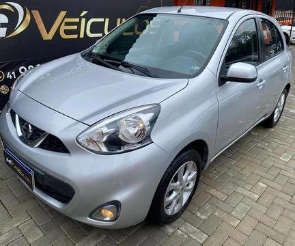 Nissan MARCH SV 1.0 12V Flex 5p 2016 Prata — foto 1 de 3
