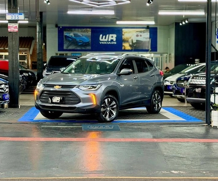 Chevrolet Tracker 2023 Cinza — foto 1 de 3