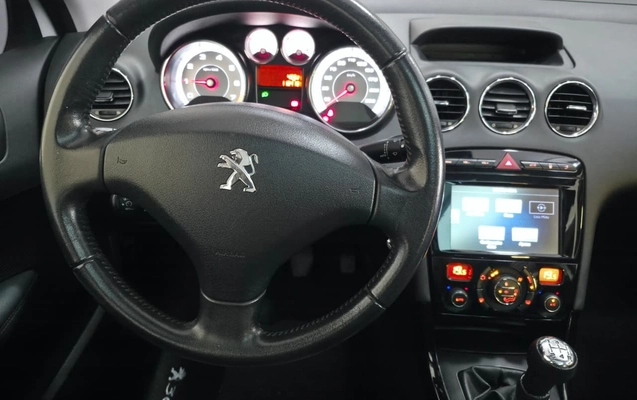 imagem-https://www.socarrao.com.br/sc-vehicle-images-prod/3667826/1788618743526-cf852a20-6127-4108-ba24-ca66f6e6470e.jpg