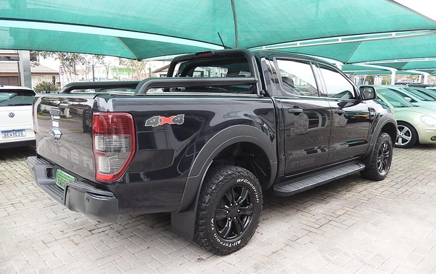 imagem-https://www.socarrao.com.br/sc-vehicle-images-prod/3667857/1789744863446-aa4568182d9b4fec8e42e83ff240d573_1789744841319.jpg