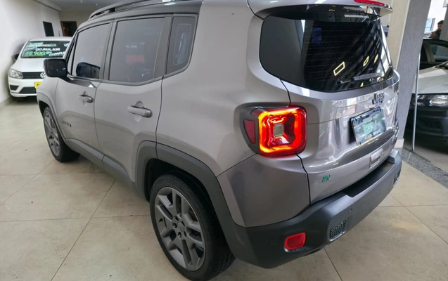imagem-https://www.socarrao.com.br/sc-vehicle-images-prod/3667989/1788619205175-84d2497e-09f2-4340-9c0d-f6f08c721125.jpg