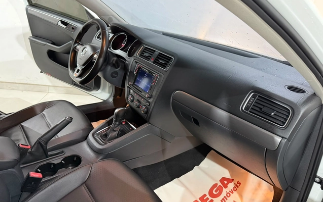 imagem-https://www.socarrao.com.br/sc-vehicle-images-prod/3668011/1789826720250-e17122e5352a42deb1369884d97ea8b3_1788618815254.jpg