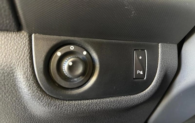 imagem-https://www.socarrao.com.br/sc-vehicle-images-prod/3668025/1788624348534-8446996_10_B_ba321592c5.jpeg