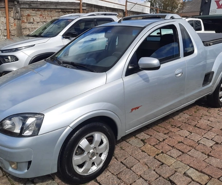 Chevrolet Montana 2008 Prata — foto 1 de 3