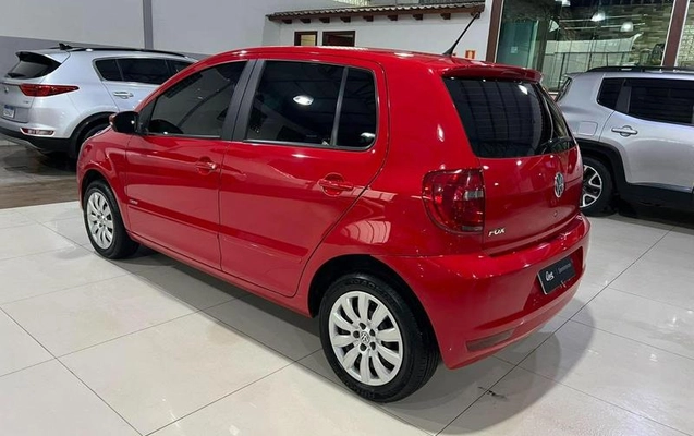 imagem-https://www.socarrao.com.br/sc-vehicle-images-prod/3668073/1788619327067-8433827_3_B_b897684660.jpeg