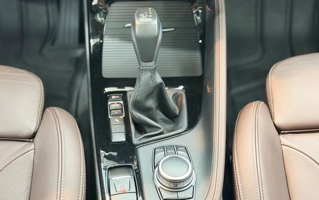imagem-https://www.socarrao.com.br/sc-vehicle-images-prod/3668161/1789146200370-8427308_12_B_1f77babe4c.jpeg