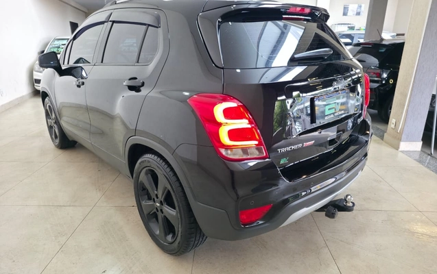 imagem-https://www.socarrao.com.br/sc-vehicle-images-prod/3668203/1788619793598-e3ee3c4d-6ef9-407a-af3f-b71bf87d4ccf.jpg