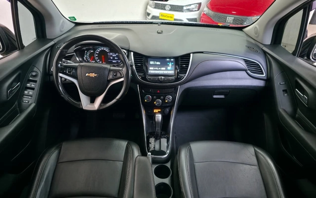 imagem-https://www.socarrao.com.br/sc-vehicle-images-prod/3668203/1788619793608-5644eaa4-a37c-413b-a14e-5a74dd6ac7d5.jpg