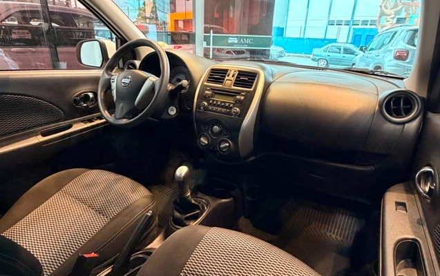 imagem-https://www.socarrao.com.br/sc-vehicle-images-prod/3668204/1788619832523-V2hhdHNBcHAgSW1hZ2UgMjAyNi0wOS0wNSBhdCAxMC40Ni40NCAoMSkuanBlZw.jpeg