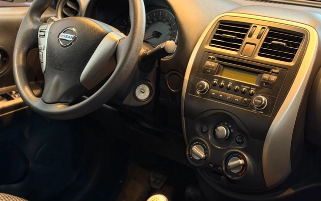 imagem-https://www.socarrao.com.br/sc-vehicle-images-prod/3668204/1788619832912-V2hhdHNBcHAgSW1hZ2UgMjAyNi0wOS0wNSBhdCAxMC40Ni40MyAoMikuanBlZw.jpeg