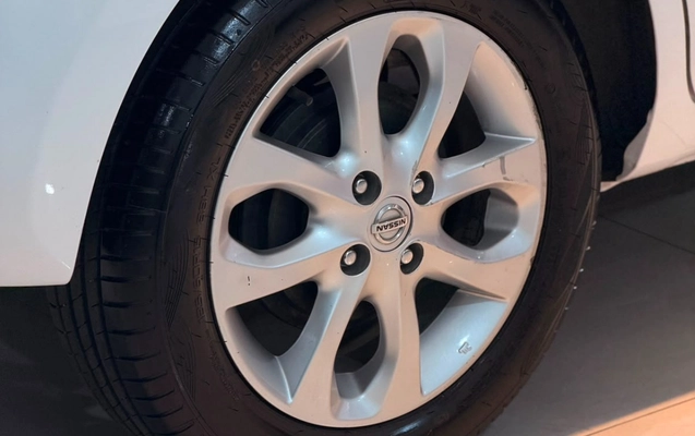 imagem-https://www.socarrao.com.br/sc-vehicle-images-prod/3668204/1788619833604-V2hhdHNBcHAgSW1hZ2UgMjAyNi0wOS0wNSBhdCAxMC40Ni40MSAoMikuanBlZw.jpeg