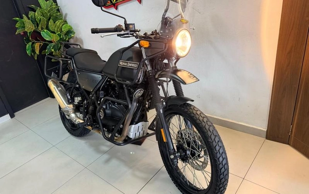 imagem-https://www.socarrao.com.br/sc-vehicle-images-prod/3668319/1791989706130-8453968_7_B_690767bad1.jpeg
