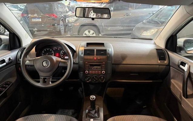 imagem-https://www.socarrao.com.br/sc-vehicle-images-prod/3668336/1788974944411-8453073_2_B_d638bbe16b.jpeg