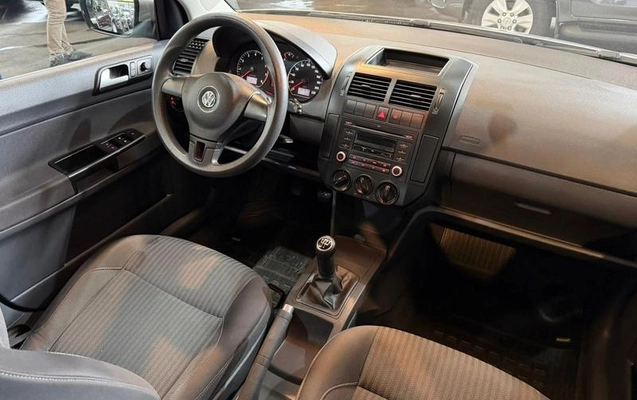 imagem-https://www.socarrao.com.br/sc-vehicle-images-prod/3668336/1788974944424-8453073_7_B_056e25b237.jpeg