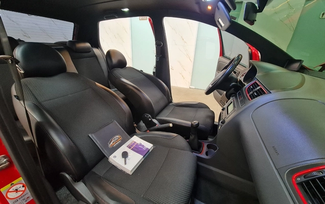 imagem-https://www.socarrao.com.br/sc-vehicle-images-prod/3668419/1788620396172-OS5qcGc.jpg