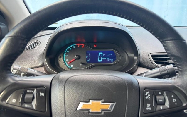 imagem-https://www.socarrao.com.br/sc-vehicle-images-prod/3668483/1788894008097-8446013_13_B_45dec81c46.jpeg