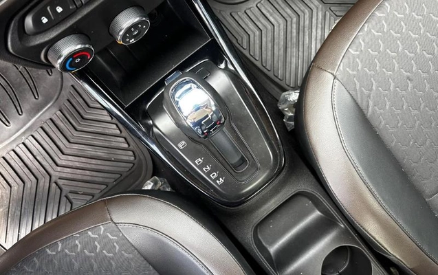 imagem-https://www.socarrao.com.br/sc-vehicle-images-prod/3668483/1788894008099-8446013_17_B_eb9dc31b2c.jpeg