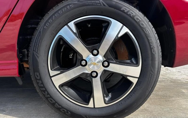 imagem-https://www.socarrao.com.br/sc-vehicle-images-prod/3668483/1788894008109-8446013_17_B_1d59fd612e.jpeg