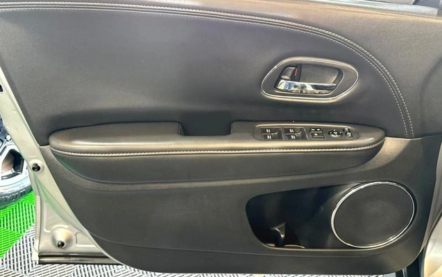 imagem-https://www.socarrao.com.br/sc-vehicle-images-prod/3668727/1789152198136-8454047_20_B_67681a225a.jpeg