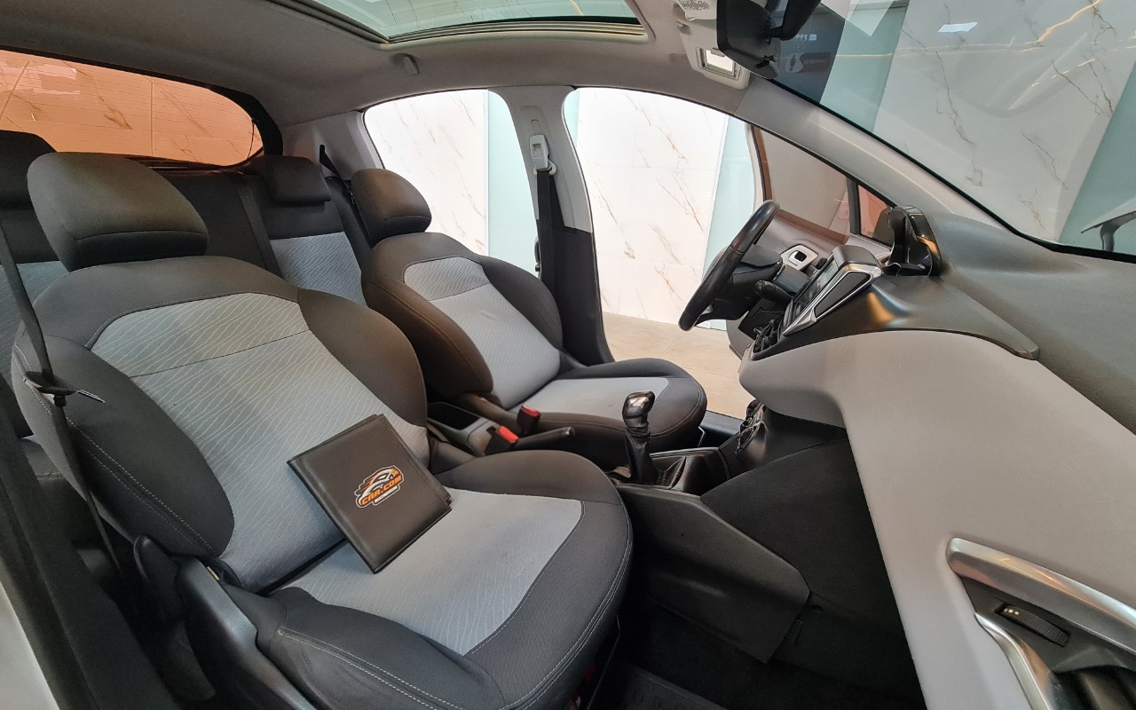 imagem-https://www.socarrao.com.br/sc-vehicle-images-prod/3668908/1788621802890-OS5qcGc.jpg
