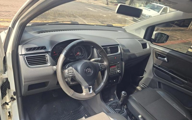 imagem-https://www.socarrao.com.br/sc-vehicle-images-prod/3669070/1788622115083-8388822_14_B_13dc4fc92f.jpeg
