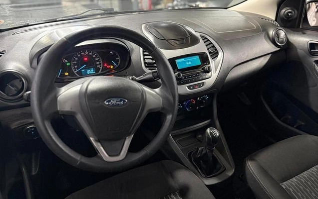 imagem-https://www.socarrao.com.br/sc-vehicle-images-prod/3669168/1790261748407-8454100_7_B_c458a32f56.jpeg