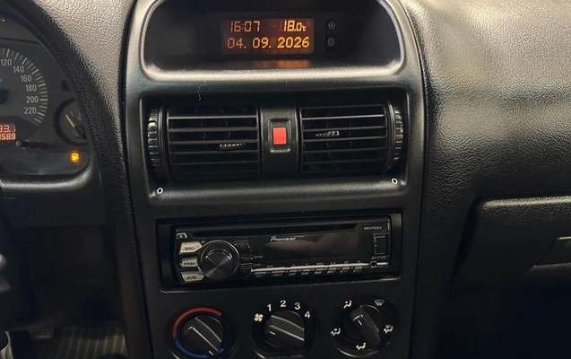 imagem-https://www.socarrao.com.br/sc-vehicle-images-prod/3669192/1790027797753-8410008_13_B_d01e08d619.jpeg