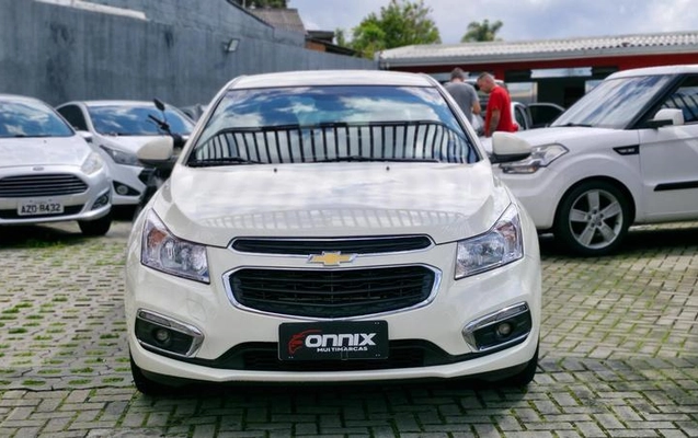 imagem-https://www.socarrao.com.br/sc-vehicle-images-prod/3669284/1789220020436-8454156_10_B_15271e669e.jpeg