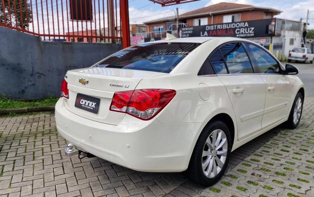 imagem-https://www.socarrao.com.br/sc-vehicle-images-prod/3669284/1789220020445-8454156_9_B_4d526007c3.jpeg