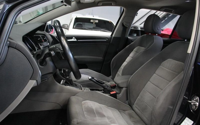 imagem-https://www.socarrao.com.br/sc-vehicle-images-prod/3669378/1789066397500-8453840_11_B_606d992e26.jpeg