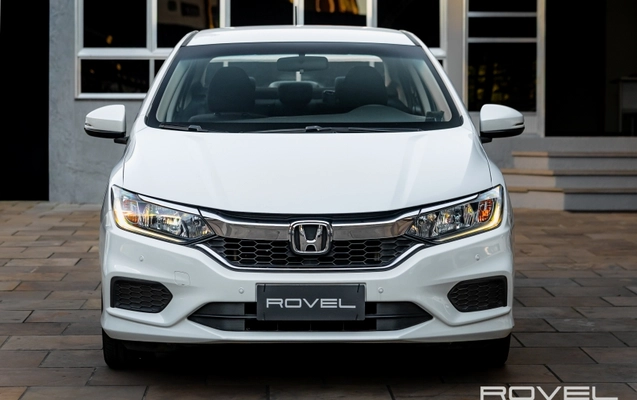 imagem-https://www.socarrao.com.br/sc-vehicle-images-prod/3669513/1788953797030-cMeK6VhD2GZW7SvWb49mT7BsjrACjNgi.jpg