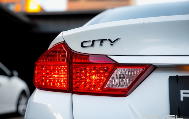 imagem-https://www.socarrao.com.br/sc-vehicle-images-prod/3669513/1788953797050-HF2vcy11A7FEGeiftsAZAeYB13581URR.jpg