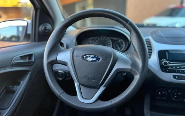 imagem-https://www.socarrao.com.br/sc-vehicle-images-prod/3669603/1789221901509-8453385_10_B_8b5e18f382.jpeg