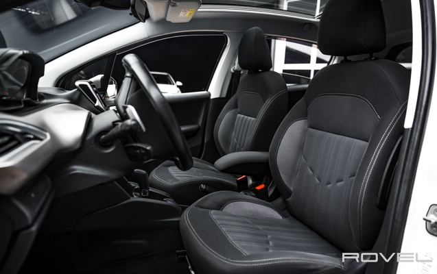 imagem-https://www.socarrao.com.br/sc-vehicle-images-prod/3669635/1789131386160-R6RM5VtfRs9yZKBNqdhPLiS4MJC705Mt.jpg