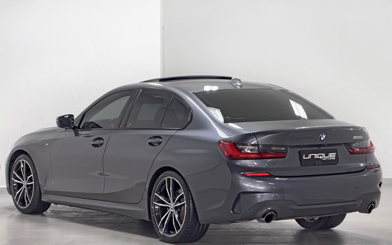 imagem-https://www.socarrao.com.br/sc-vehicle-images-prod/3669665/1789053578805-aW1hZ2UwMDAwMS5qcGc.jpg