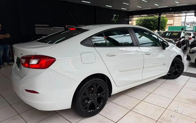 imagem-https://www.socarrao.com.br/sc-vehicle-images-prod/3669758/1789043348041-8368649_0_B_ce7b83e9ab.jpeg