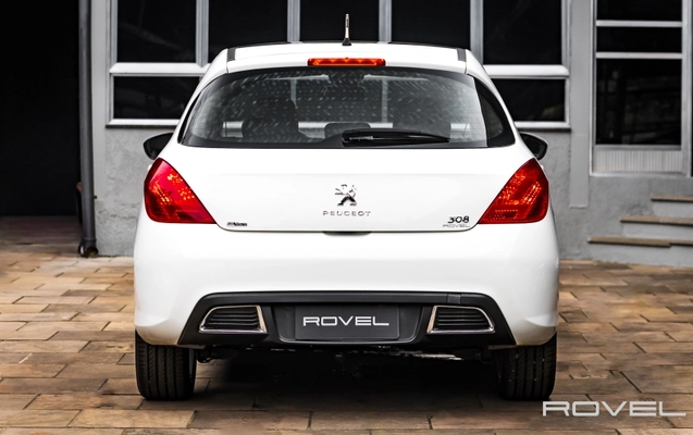 imagem-https://www.socarrao.com.br/sc-vehicle-images-prod/3669773/1789132032242-UKpbwWROuewURkBw4trLEq48avqBN8jx.jpg
