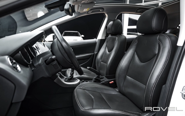 imagem-https://www.socarrao.com.br/sc-vehicle-images-prod/3669773/1789132032254-fxzqp1DYuDCGFaGVC0DQaOX2obSJYMdw.jpg