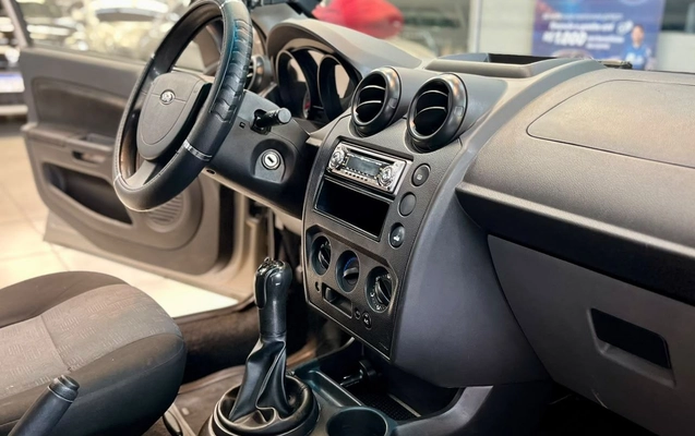 imagem-https://www.socarrao.com.br/sc-vehicle-images-prod/3669825/1789758920068-720eba1990e044a1937331a2af5a9d66_1788624030474.jpg