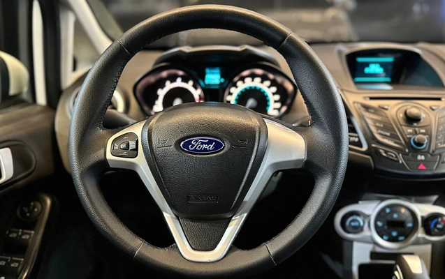 imagem-https://www.socarrao.com.br/sc-vehicle-images-prod/3669870/1788624490299-6_115434.jpg