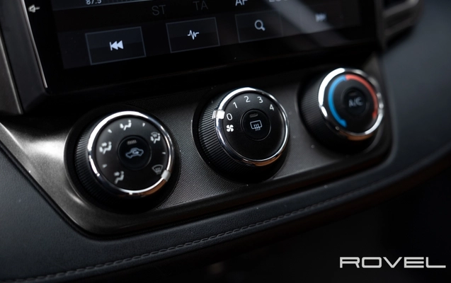 imagem-https://www.socarrao.com.br/sc-vehicle-images-prod/3669987/1789486080209-ALJUcQJyjLq95cF2iJPhOyQaqGu7pES8.jpg