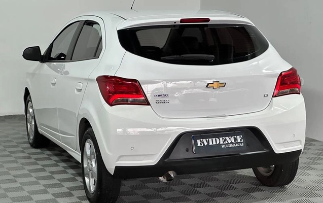 imagem-https://www.socarrao.com.br/sc-vehicle-images-prod/3670001/1788895937184-8449836_5_B_1744efffa3.jpeg