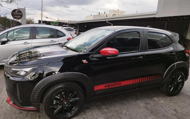 imagem-https://www.socarrao.com.br/sc-vehicle-images-prod/3670064/1789225010238-8337559_0_B_82df07acad.jpeg