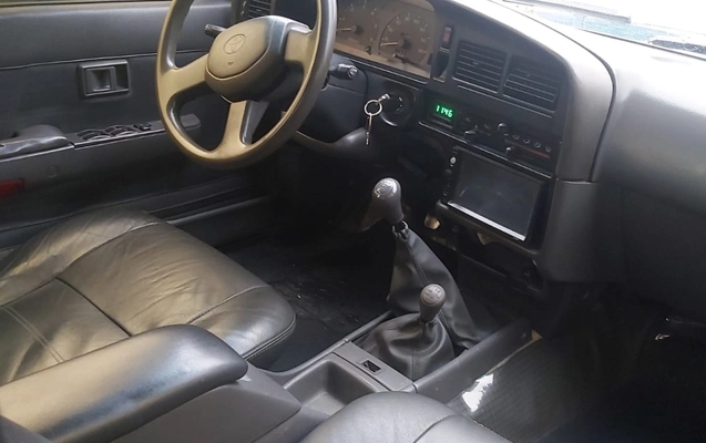 imagem-https://www.socarrao.com.br/sc-vehicle-images-prod/3670167/1788625159992-V2hhdHNBcHAgSW1hZ2UgMjAyNi0wOS0wNSBhdCAxMi4yMS40MyAoMikuanBlZw.jpeg