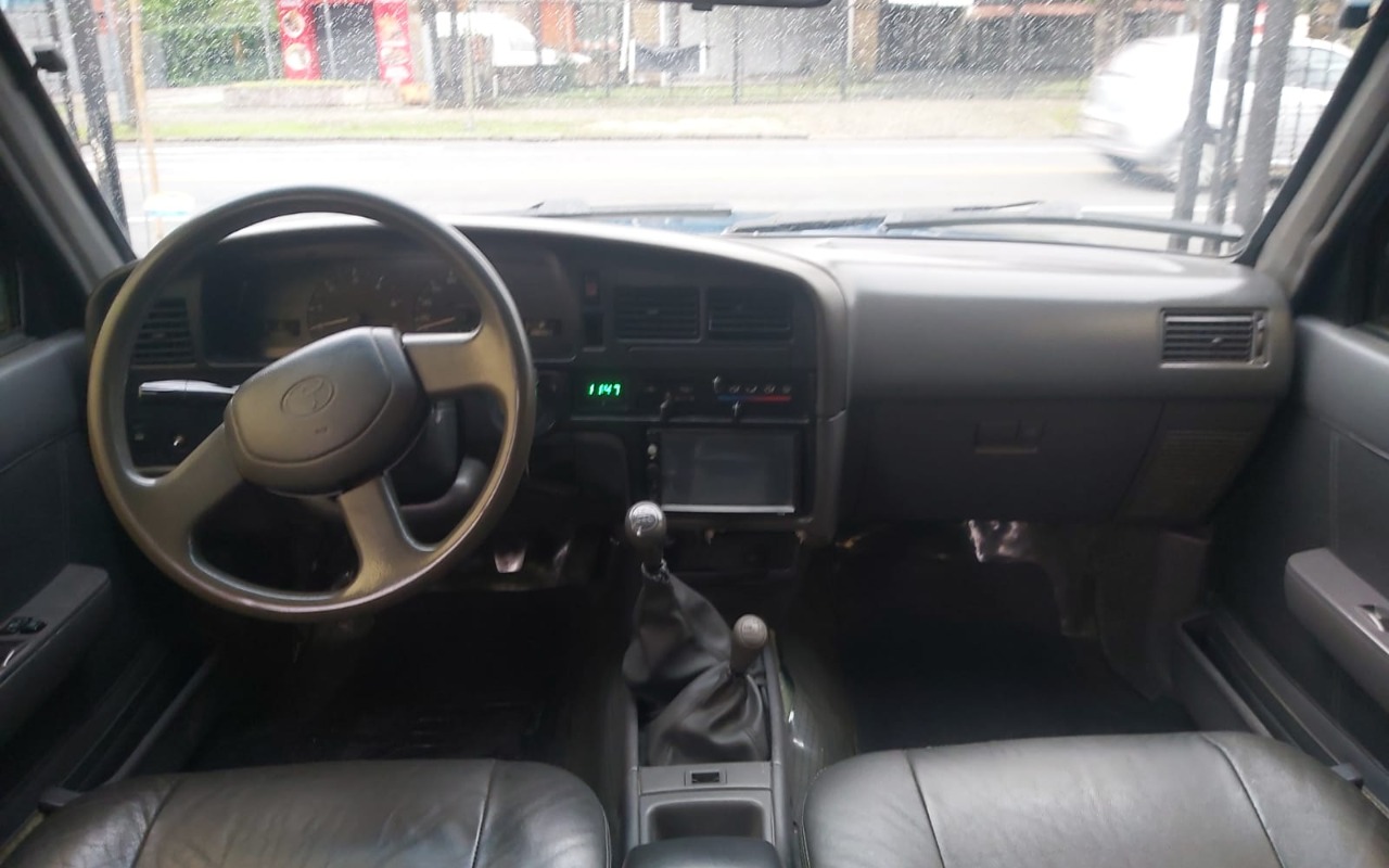 imagem-https://www.socarrao.com.br/sc-vehicle-images-prod/3670167/1788625160419-V2hhdHNBcHAgSW1hZ2UgMjAyNi0wOS0wNSBhdCAxMi4yMS40NSAoMikuanBlZw.jpeg