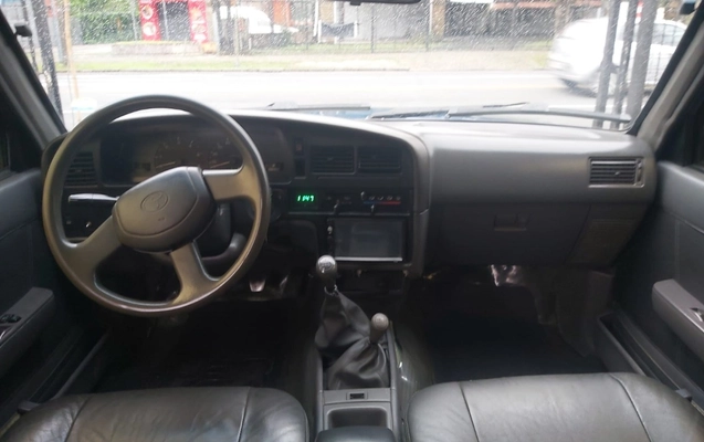 imagem-https://www.socarrao.com.br/sc-vehicle-images-prod/3670167/1788625160419-V2hhdHNBcHAgSW1hZ2UgMjAyNi0wOS0wNSBhdCAxMi4yMS40NSAoMikuanBlZw.jpeg