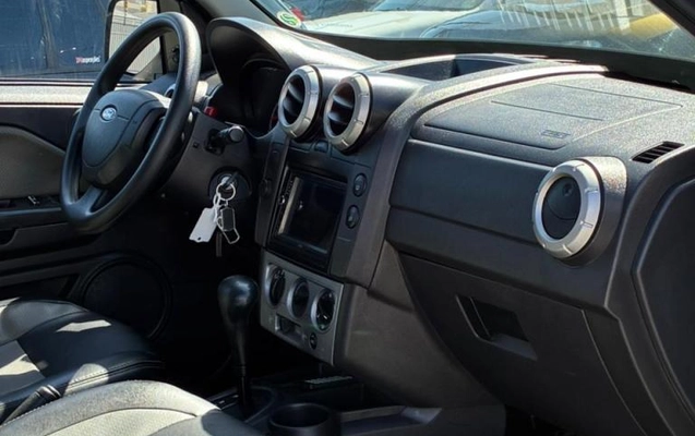 imagem-https://www.socarrao.com.br/sc-vehicle-images-prod/3670196/1788625384367-69416a9c27eb8a210.jpeg