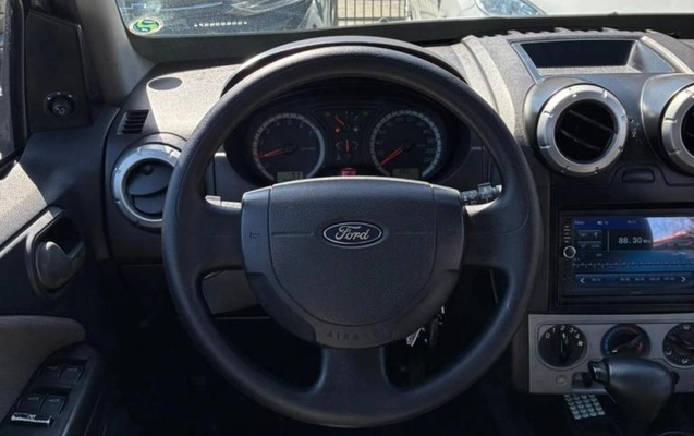 imagem-https://www.socarrao.com.br/sc-vehicle-images-prod/3670196/1788625384370-69416a9c27ece599f.jpeg
