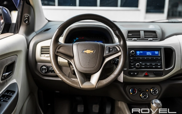 imagem-https://www.socarrao.com.br/sc-vehicle-images-prod/3670295/1789043943856-Ux5FeiZtbT782xpI5THf6oZhu2Qzrshx.jpg